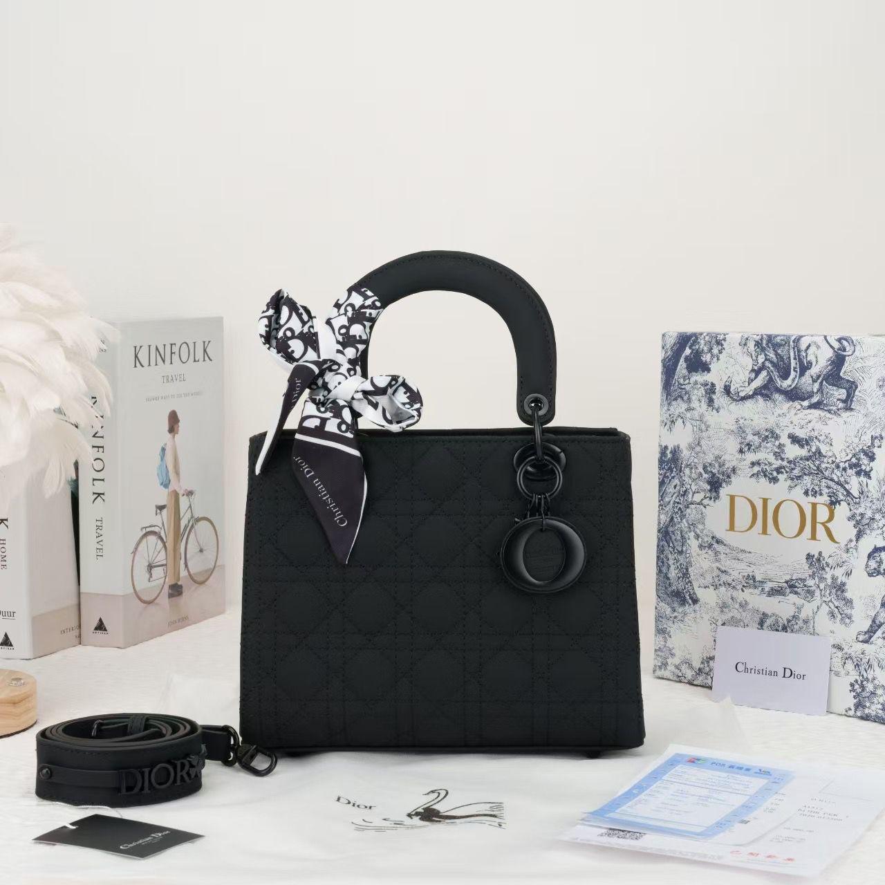 DIOR  Small Lady D-Joy Biscuit Cannage Lambskin Bag
