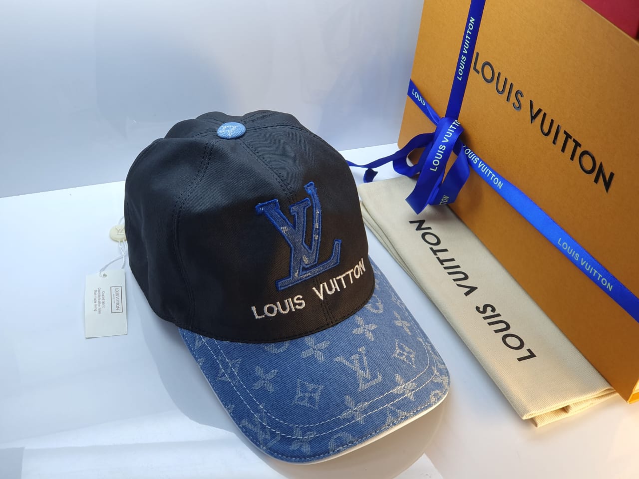 LV CAP
