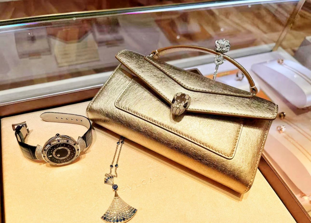 Serpenti phone case dubai price