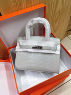 Hermes Kelly 19cm Bag Handles and Strap